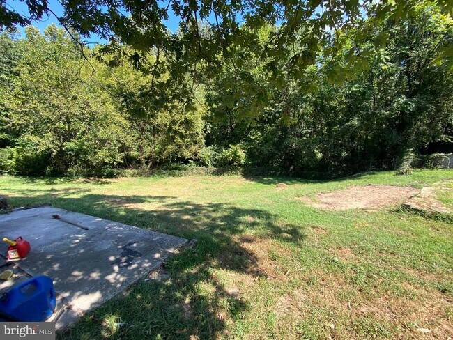 Building Photo - 311 Colby Cir
