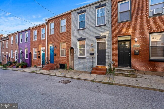 Primary Photo - 236 S Durham St