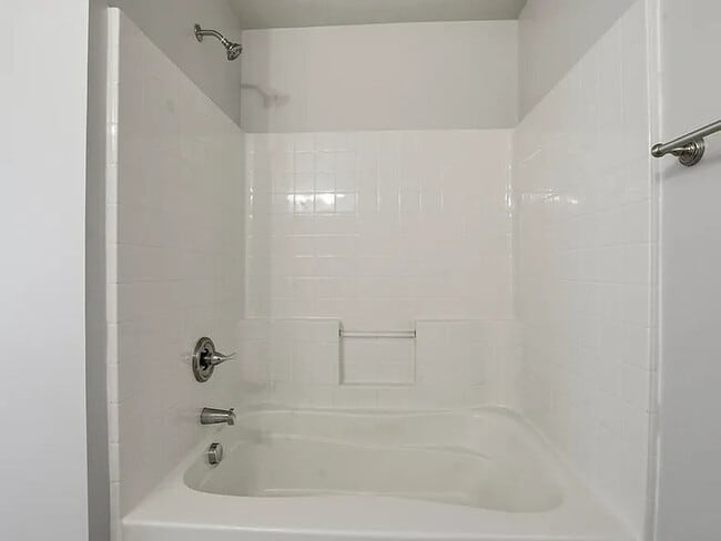 Building Photo - Earn Wealth While Leasing - Like a Homeowner - Lease to Own
