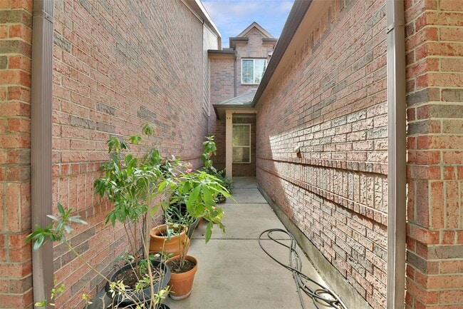 Building Photo - 1130 Glenwood Canyon Ln