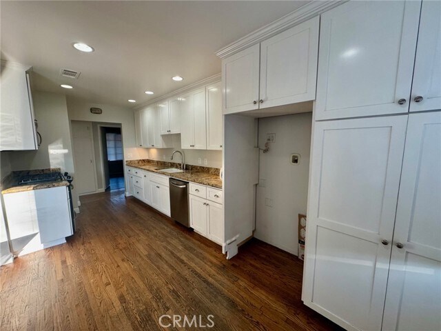 Building Photo - 243 Brightview Dr