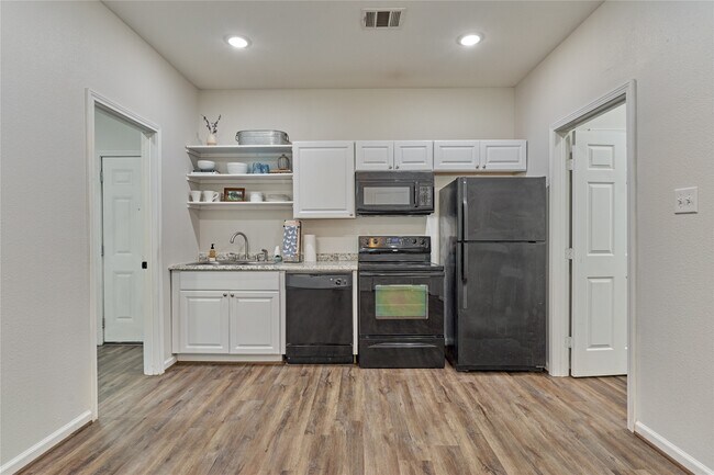 Building Photo - 18147 Firepine Ln