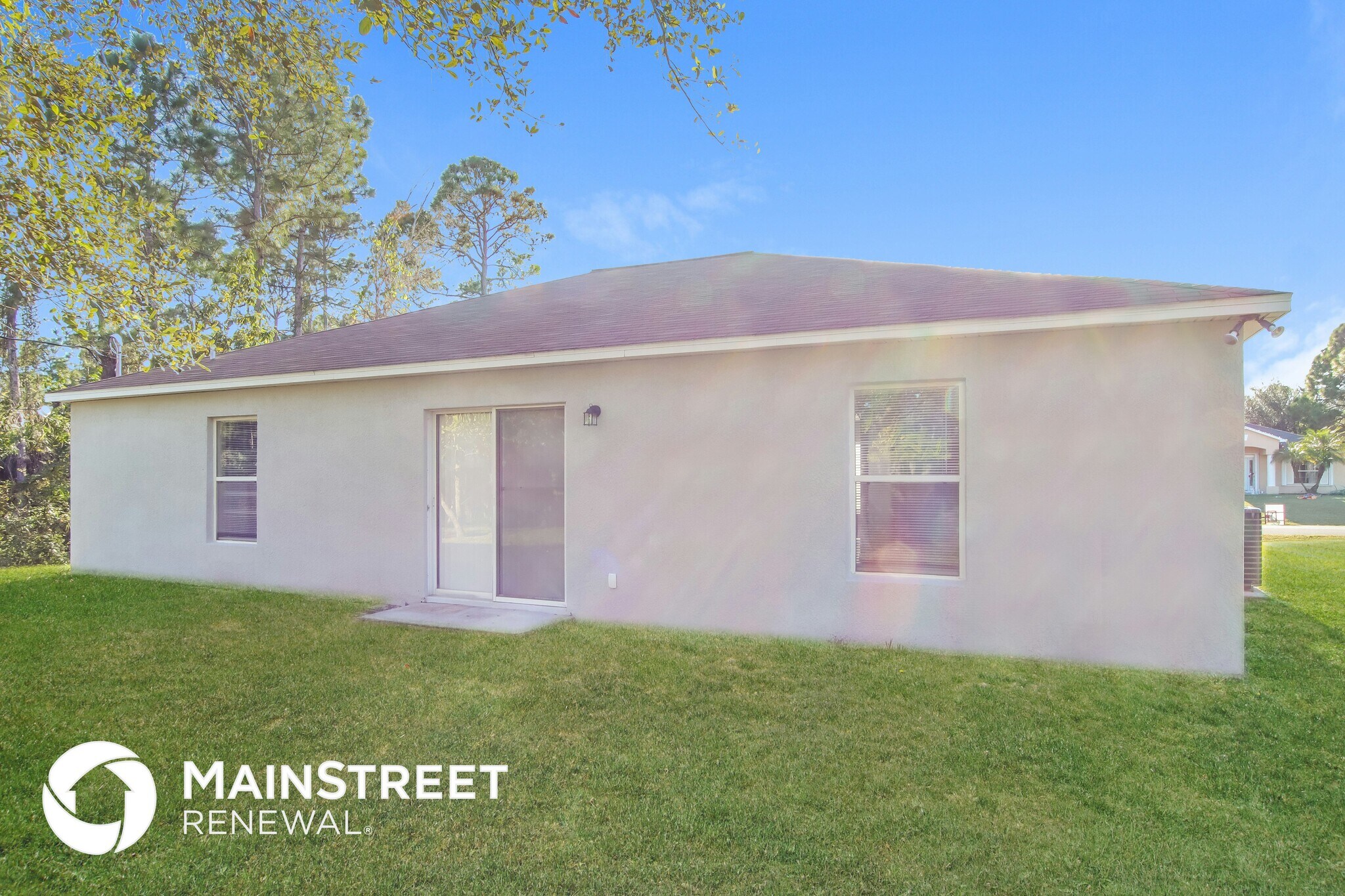 Building Photo - 2511 Palomar Ave SE