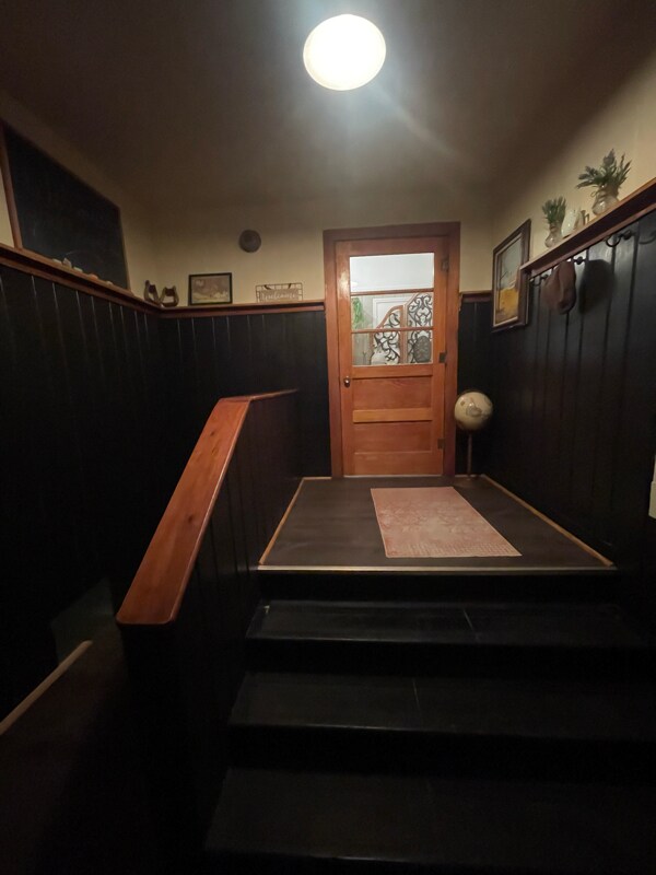 Building Photo - 1275 WY-50