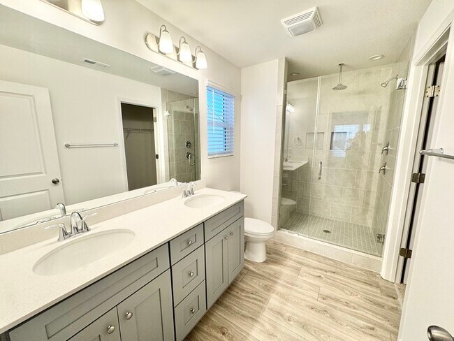 Building Photo - Three bedroom 2 1/2 bath single-family home in the new Kensington community