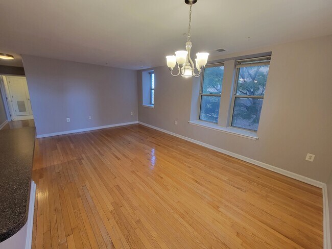 Building Photo - 1308 Clifton St NW