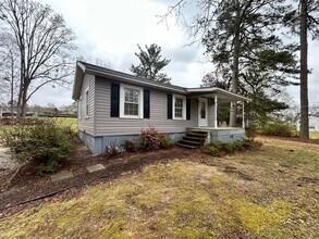 Building Photo - 1189 Beech Springs Rd