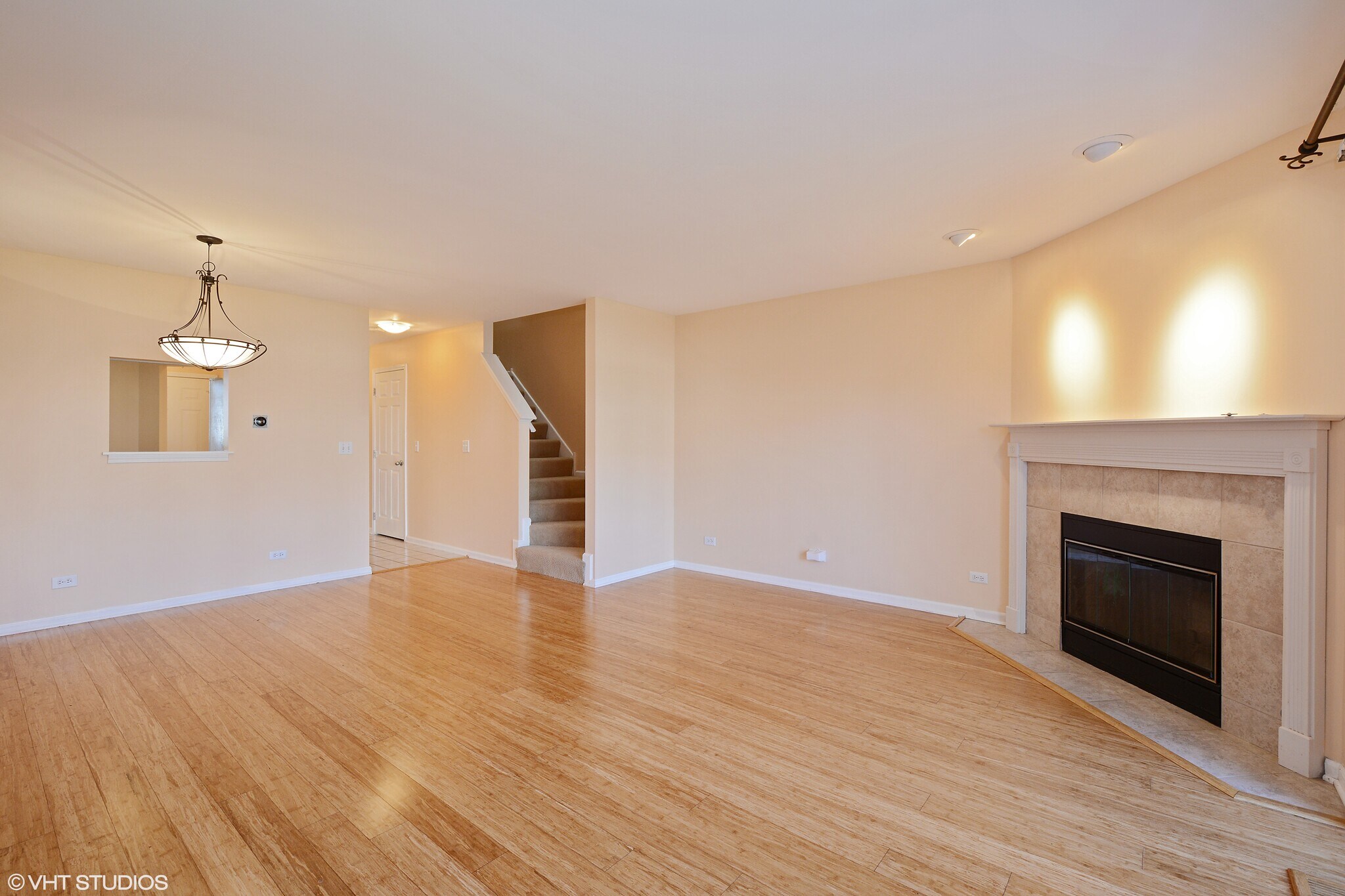 Living room2 - 1560 N Saint Marks Pl