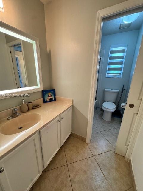 Building Photo - 19232 N Gardenia Ave