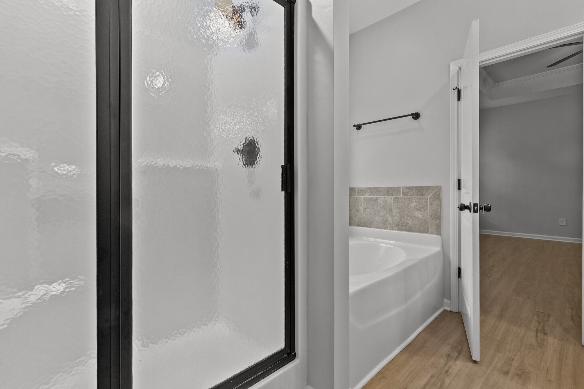 Building Photo - 6471 Chamblee Dr