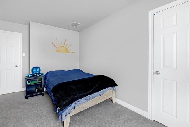 Building Photo - 8418 Manta Ray Cir