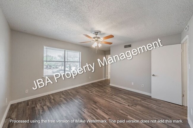 Building Photo - 1782 Farleigh-