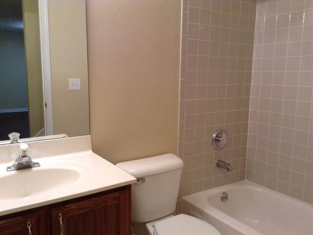 Building Photo - 4558 Randall Dr