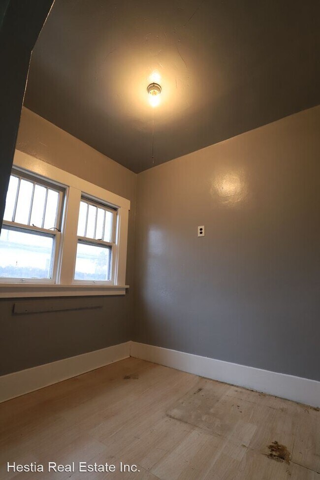 Building Photo - 1307 Peach Ct