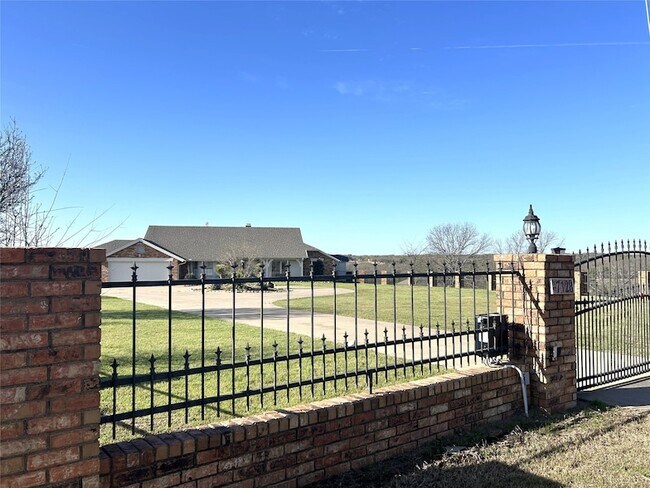 Building Photo - 7128 County Rd 319