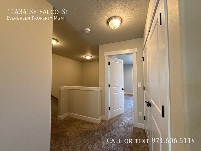 Building Photo - 11434 SE Falco St