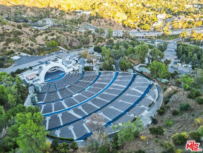 Building Photo - 2700 Cahuenga Blvd