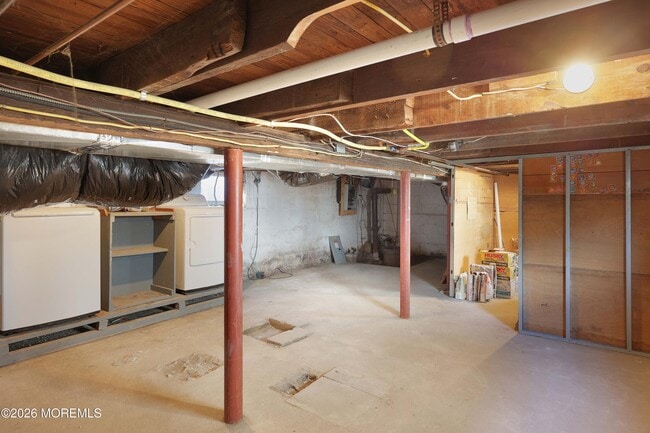 Building Photo - 1216 8th Ave