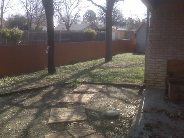 Building Photo - 742 Hummingbird Cir