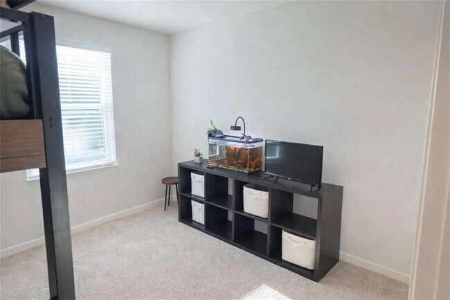 Building Photo - 3190 Greyton Dr