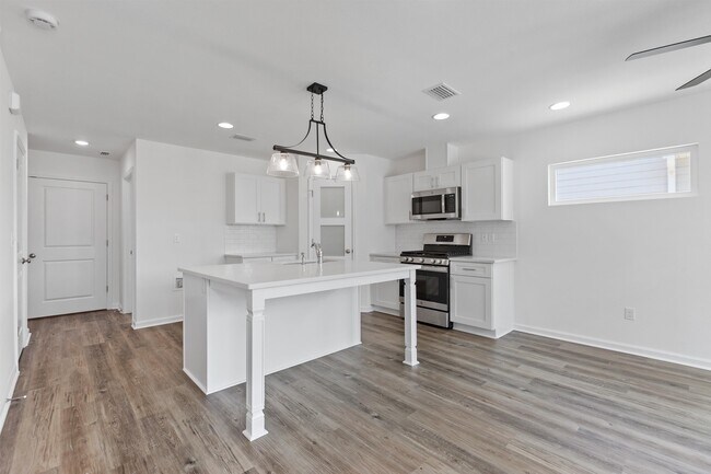 Building Photo - 3613 Meadow Vista Ln.