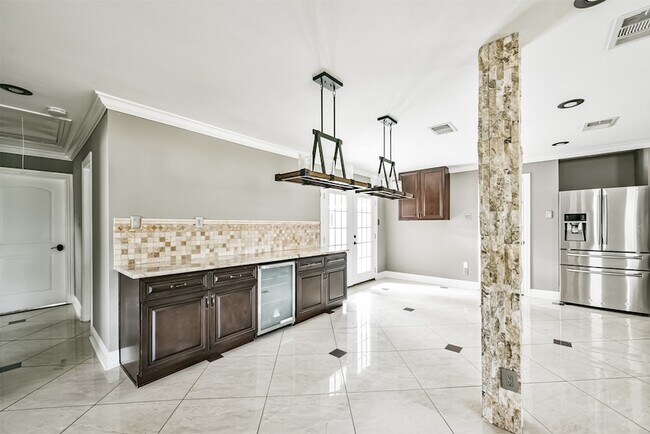 Building Photo - 6833 Concho St