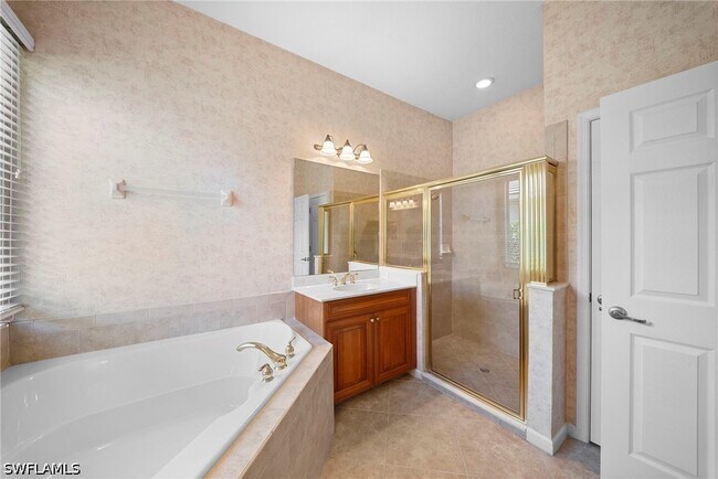 Building Photo - 7914 Founders Cir