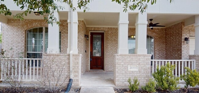 Building Photo - 21050 Florette Ln