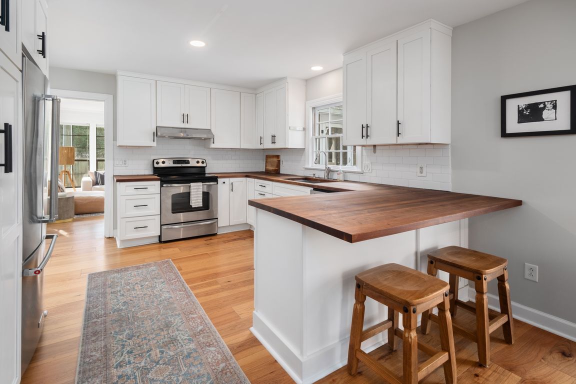 Building Photo - 1055 Grand Concourse St