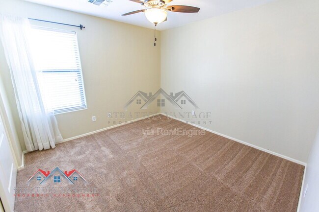 Building Photo - 17932 W Caribbean Ln