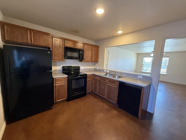 Building Photo - 4208 Primrose Dr