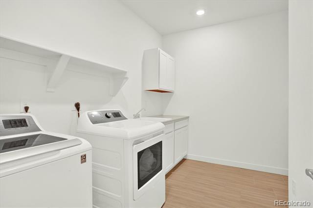Building Photo - 583 Winterfield St
