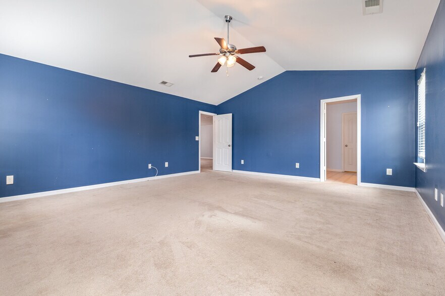 Building Photo - 9702 Pond Vista Ct