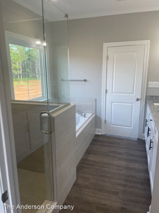 Building Photo - 3 br, 2.5 bath House - 116 Chapel Court