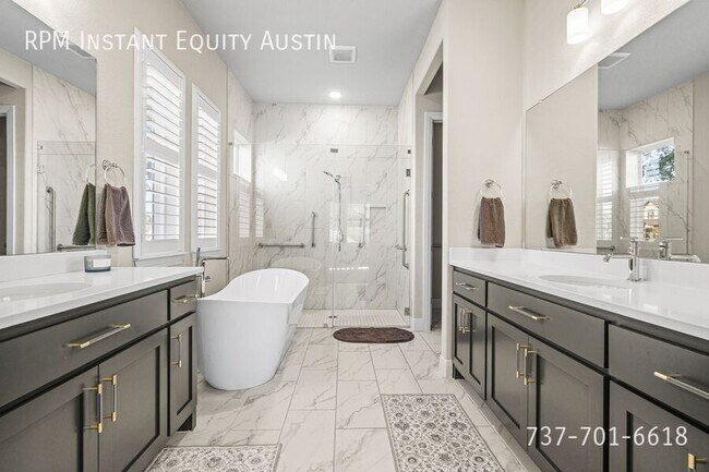 Building Photo - 424 Sitlington Ln