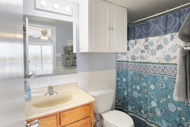 Building Photo - 608 Carolina Beach Ave S