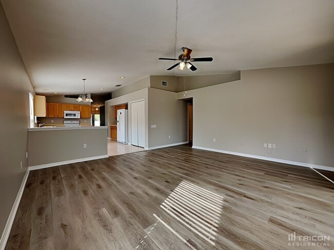 Building Photo - 4220 Mast Ct