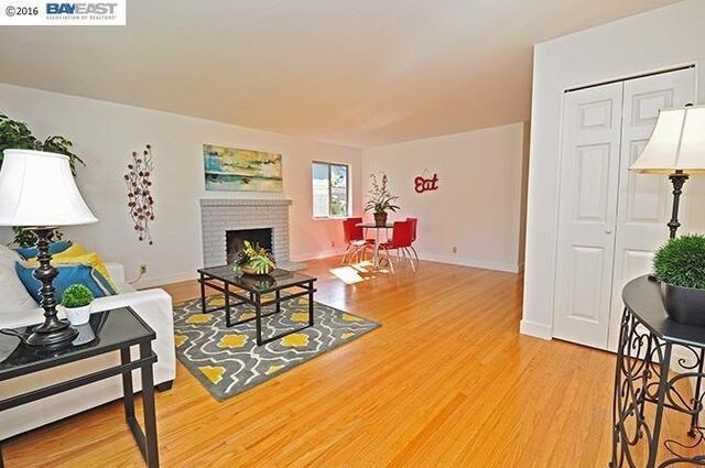 Primary Photo - 3351 East Ave