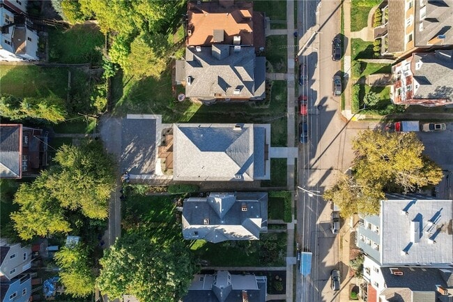 Building Photo - 533 N Euclid Ave