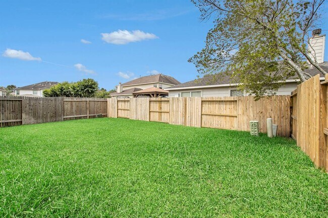 Building Photo - 7719 Serene Wood Ln