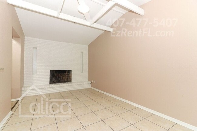 Building Photo - 127 Academy Ave