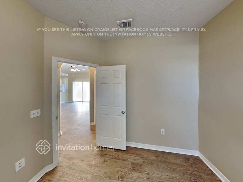 Building Photo - 3719 Windy Meadow Dr