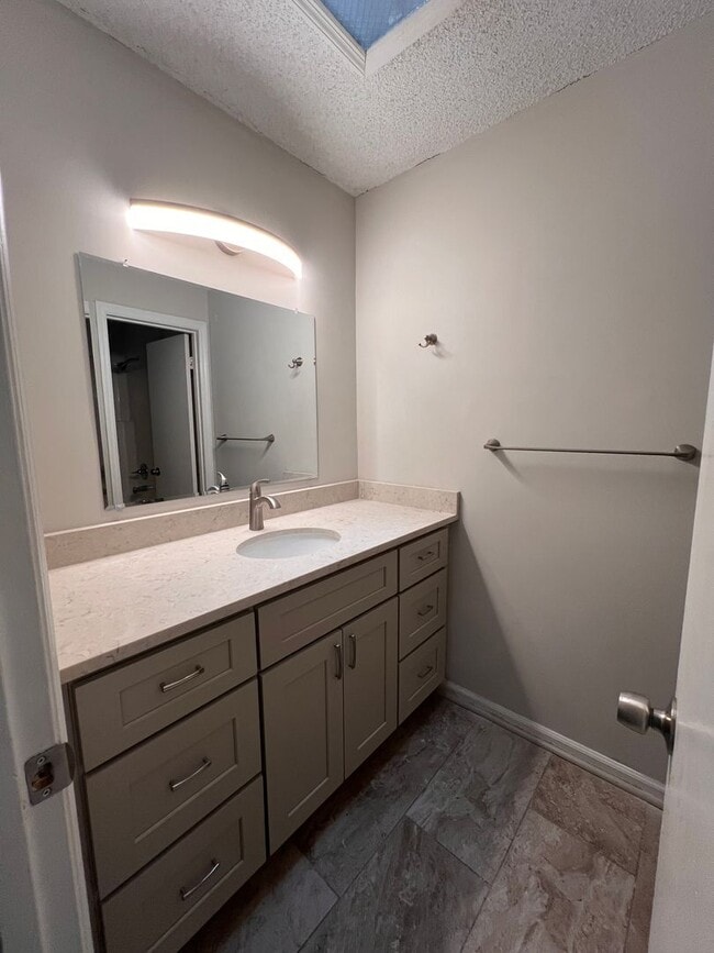 Building Photo - Piercefield Forest-Richmond Hill