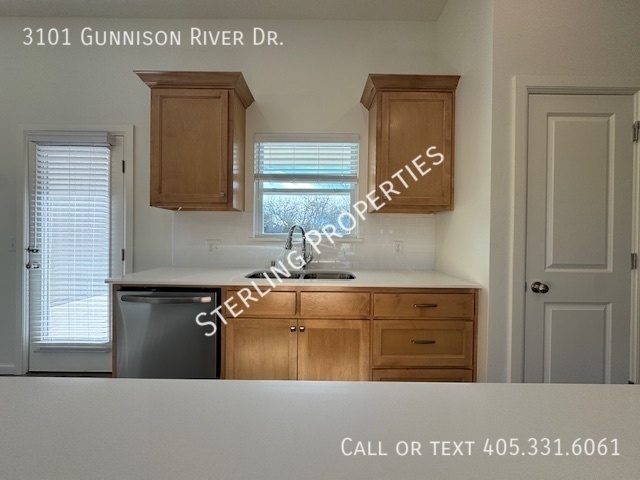 Building Photo - 3101 Gunnison River Dr