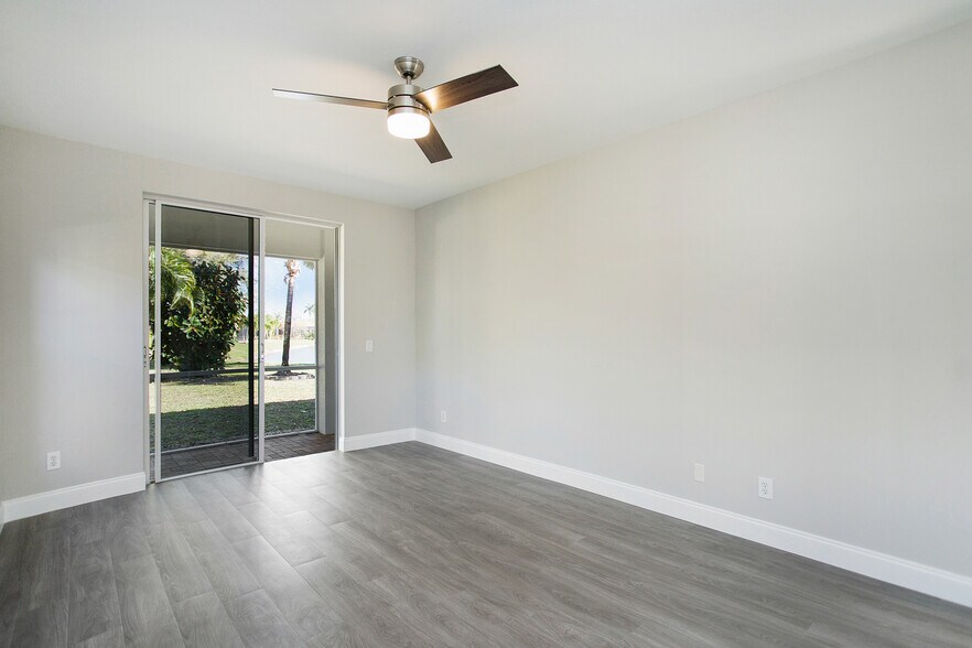 Building Photo - 2921 Inlet Cove Ln E