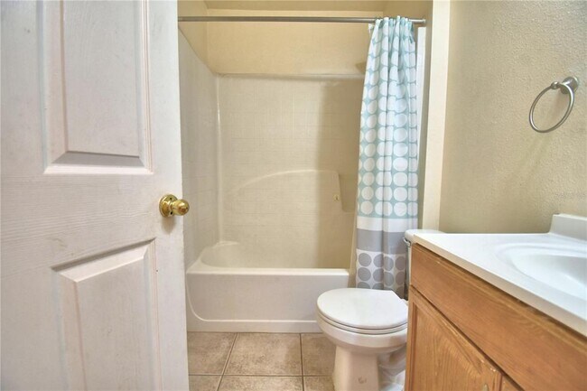 Building Photo - 1060 Dudley Dr