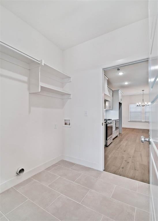 Building Photo - 5 Stoneleigh Ln