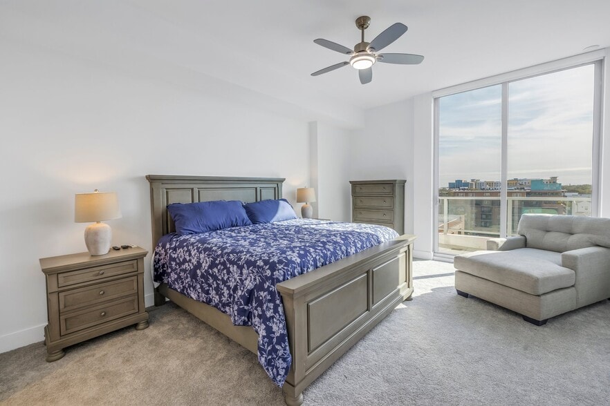 Building Photo - 777 3rd Ave N