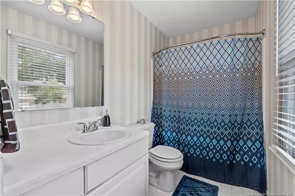 Building Photo - 5551 Robmont Dr