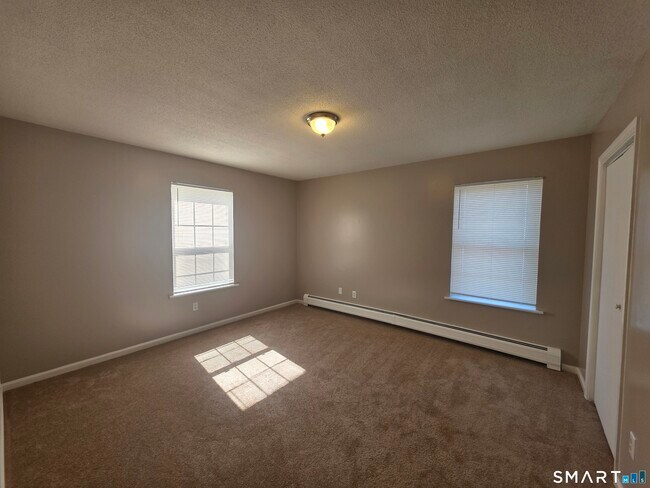 Building Photo - 15 Mc Donald Ave